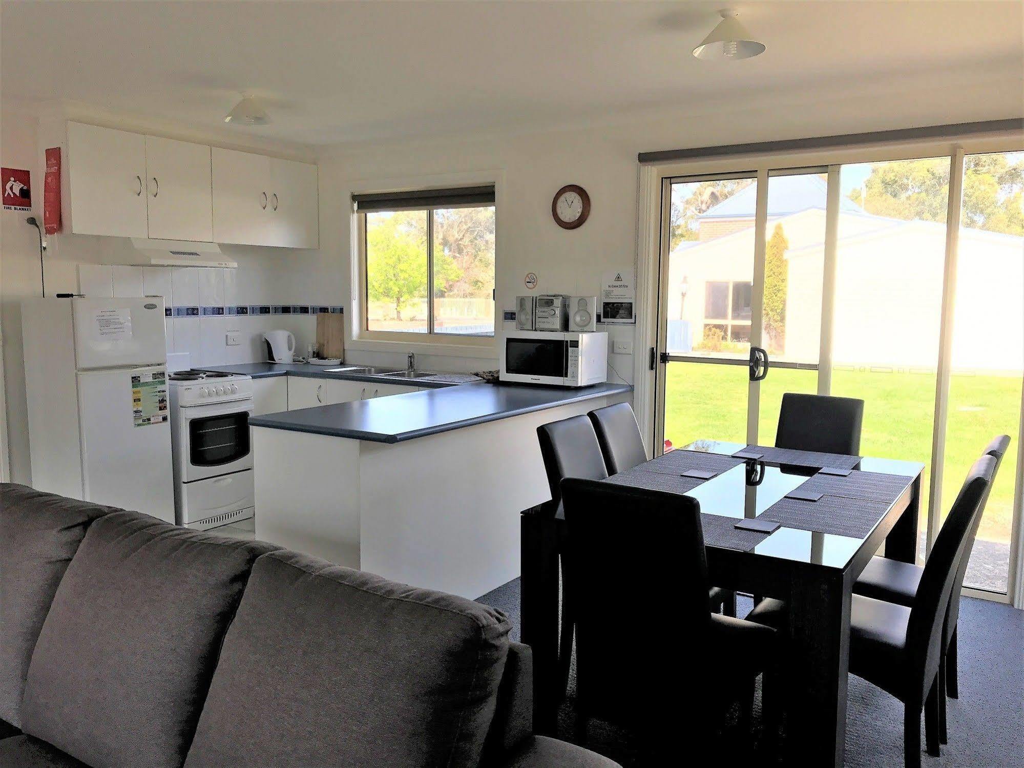 Woodbyne Resort Wimbledon Heights Εξωτερικό φωτογραφία